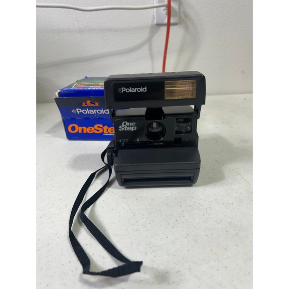 Polaroid Other - Polaroid OneStep 600 Instant Film Camera Black with Original Box Vintage